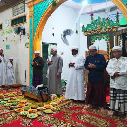 Peringatan Maulid Nabi Muhammad SAW di Desa Simpang Tiga: Keharmonisan Dalam Keagamaan